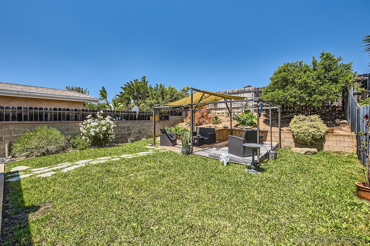 Property Photo: 3146-48 Jemez Dr CA 92117