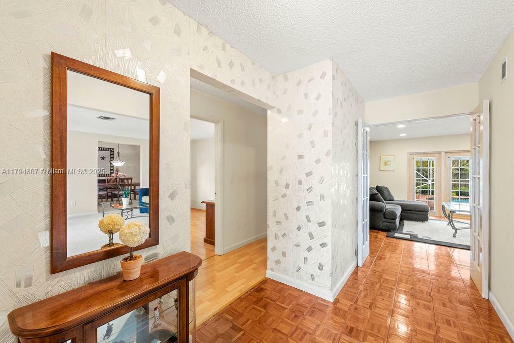 Property Photo: 7640 NW 6th Ct FL 33324