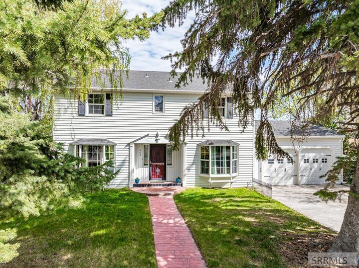 Property Photo:  384 Skyline Drive  ID 83204