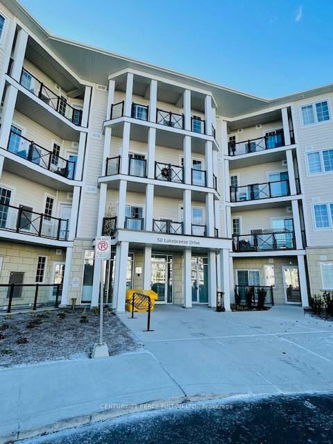 Photo de la propriété: 50 Lakebreeze Drive 226 ON L1B 0V9