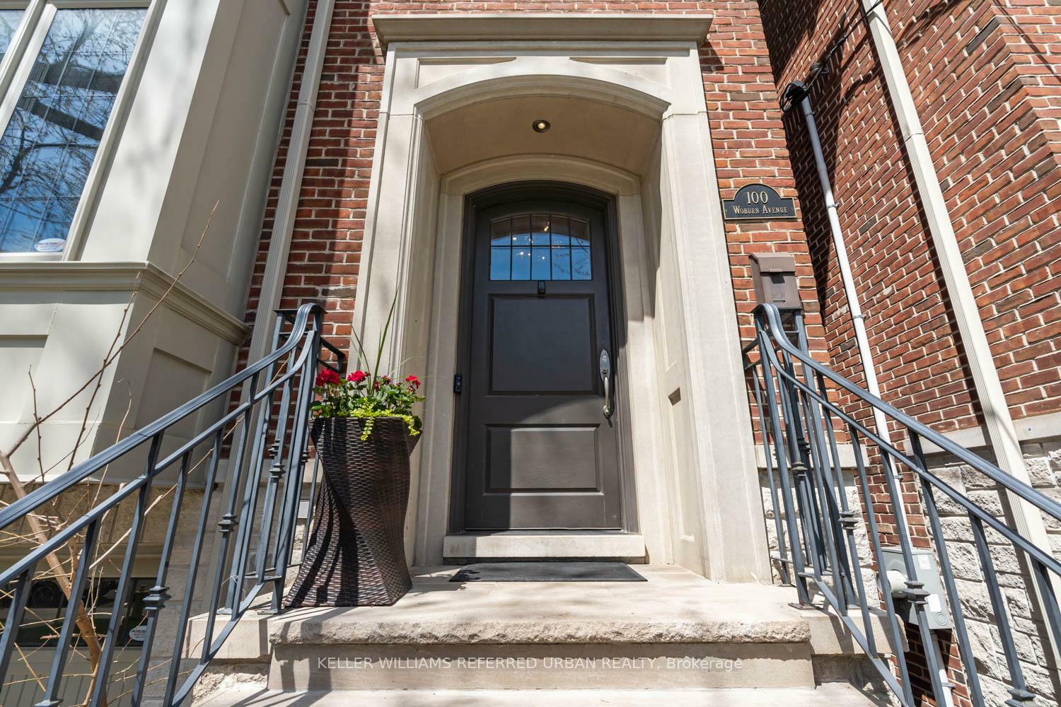 Property Photo: 100 Woburn Avenue ON M5M 1K7