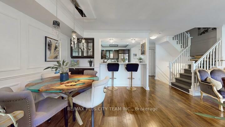 Property Photo: 60 Homewood Avenue Th 112 ON M4Y 2X4