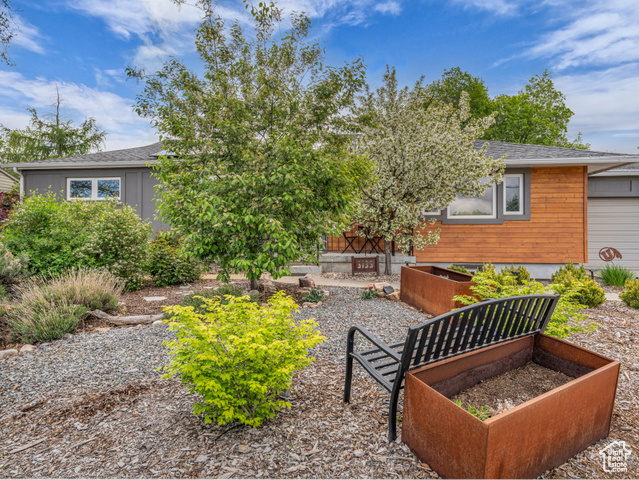 Property Photo: 3133 S 2700 E UT 84109