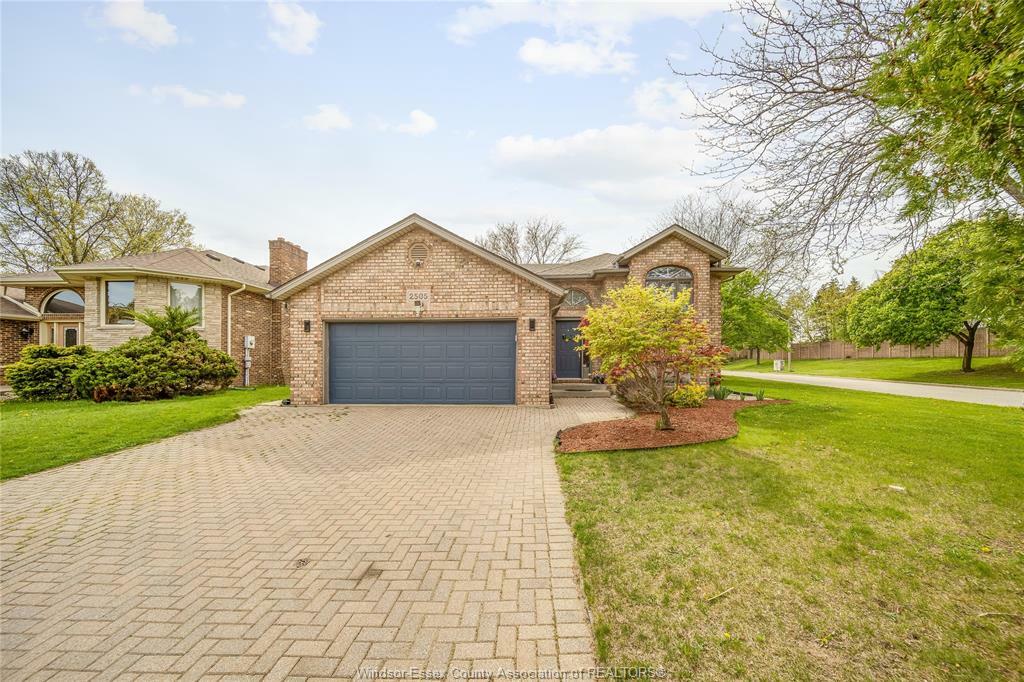 Property Photo: 2505 St Clair Avenue ON N9E 4L9