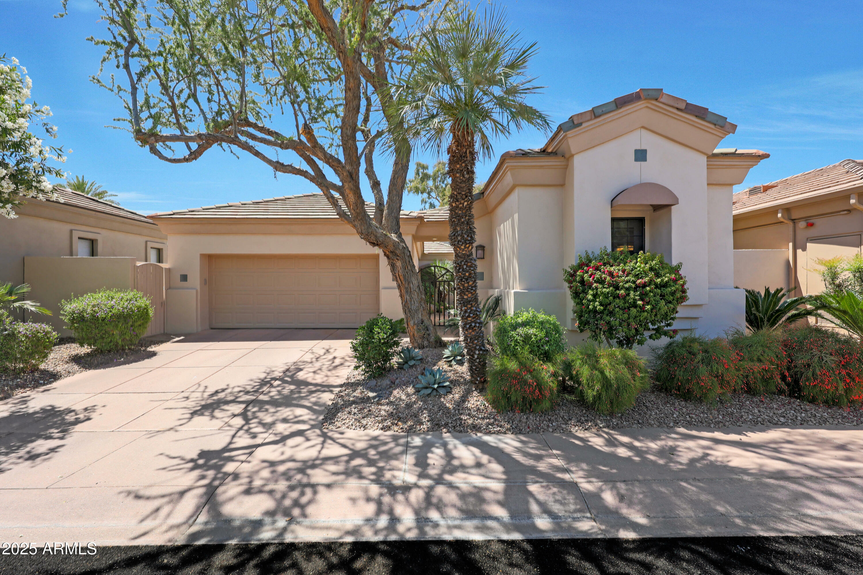 Property Photo: 7705 E Doubletree Ranch Road 8 AZ 85258