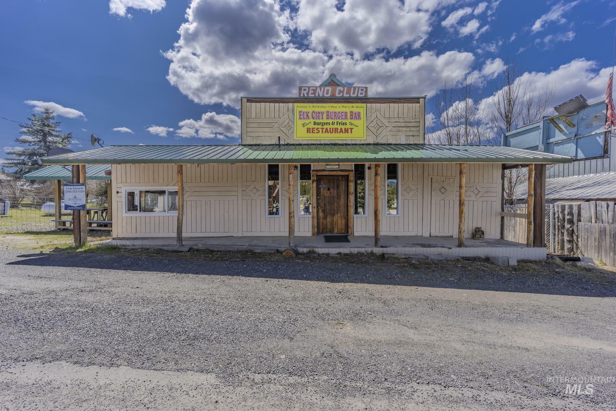 Property Photo: 308 Main Street ID 83525