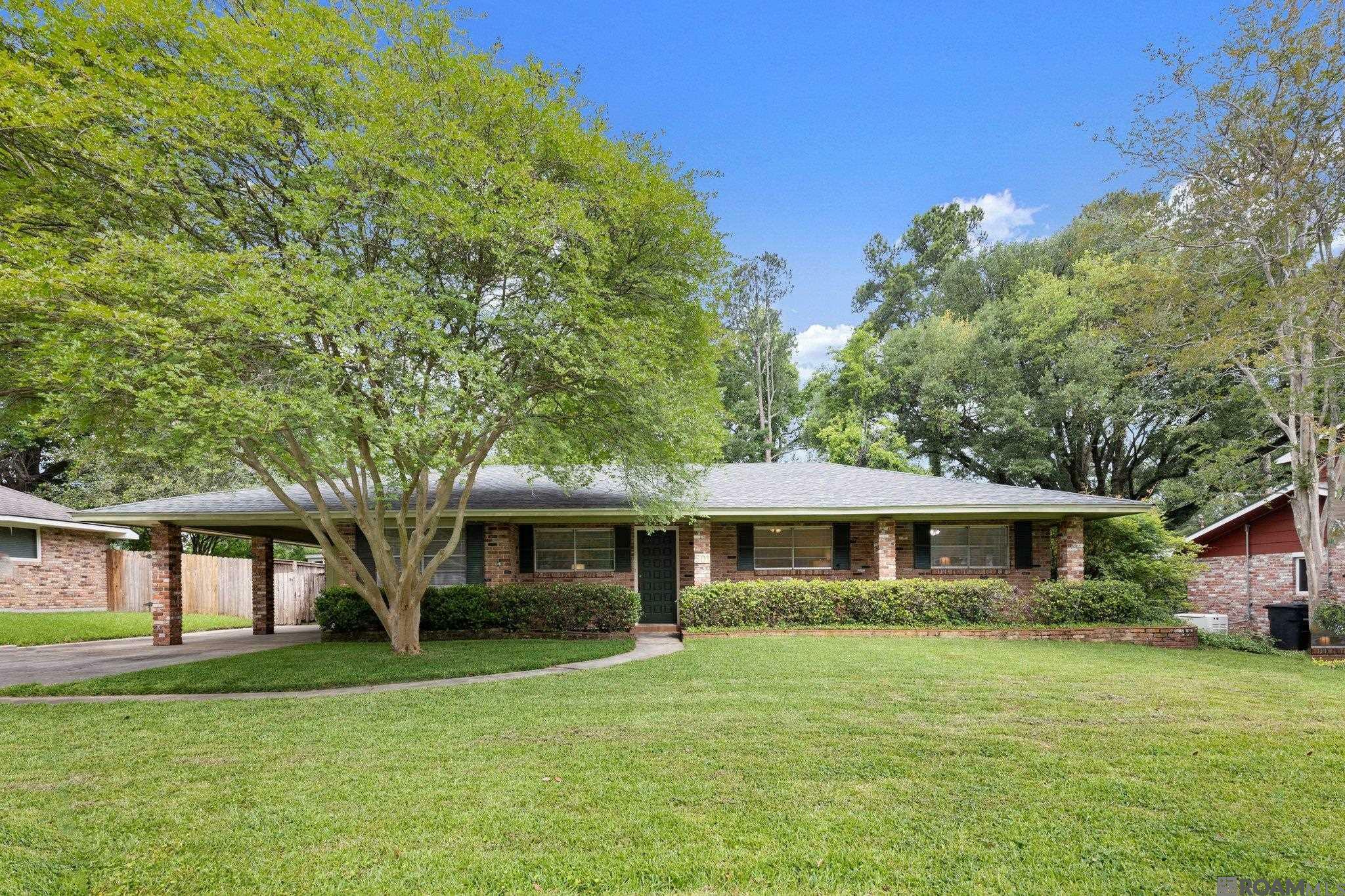 Property Photo: 501 Wylie Dr LA 70808