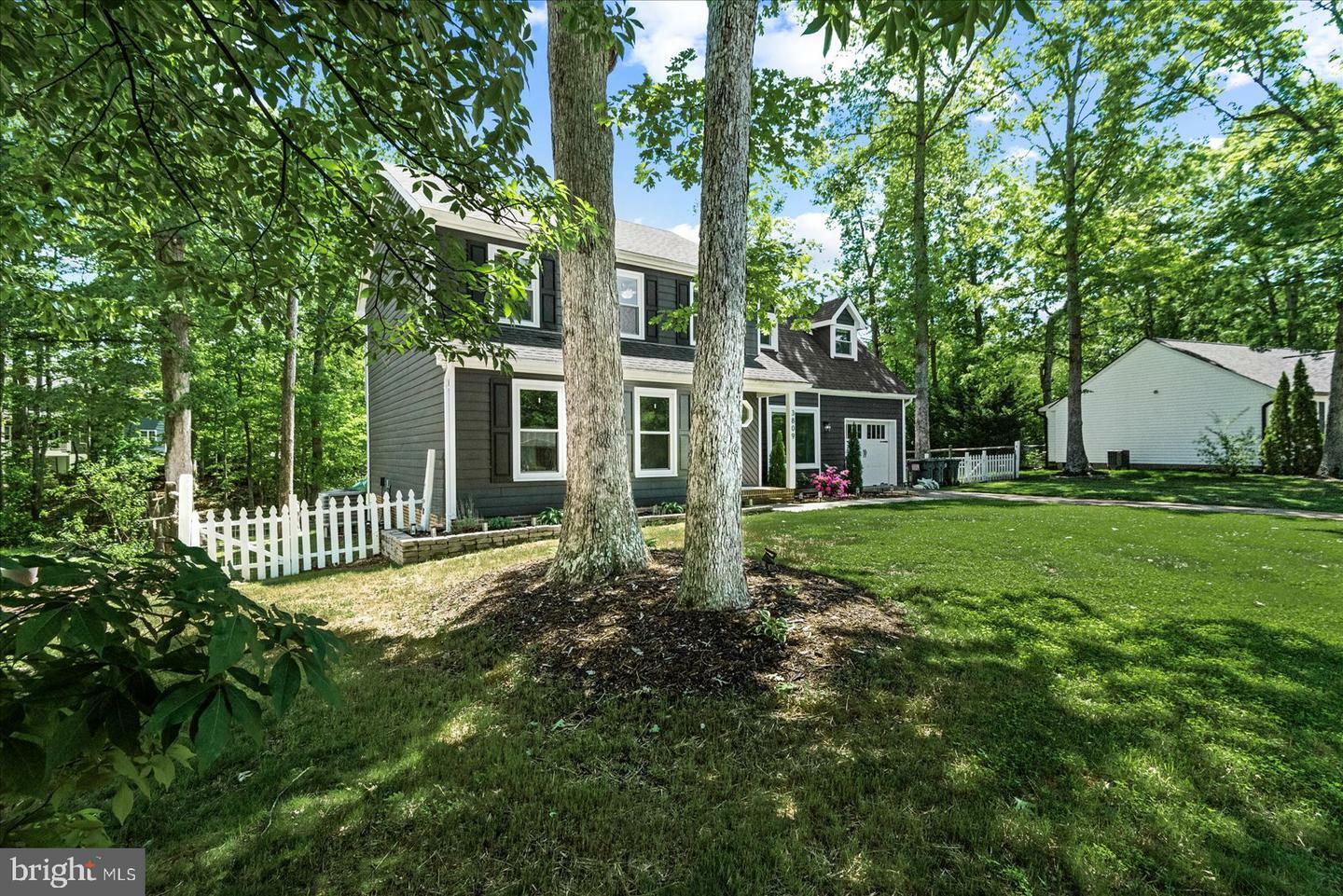 Property Photo: 3809 Raynold Court VA 22407