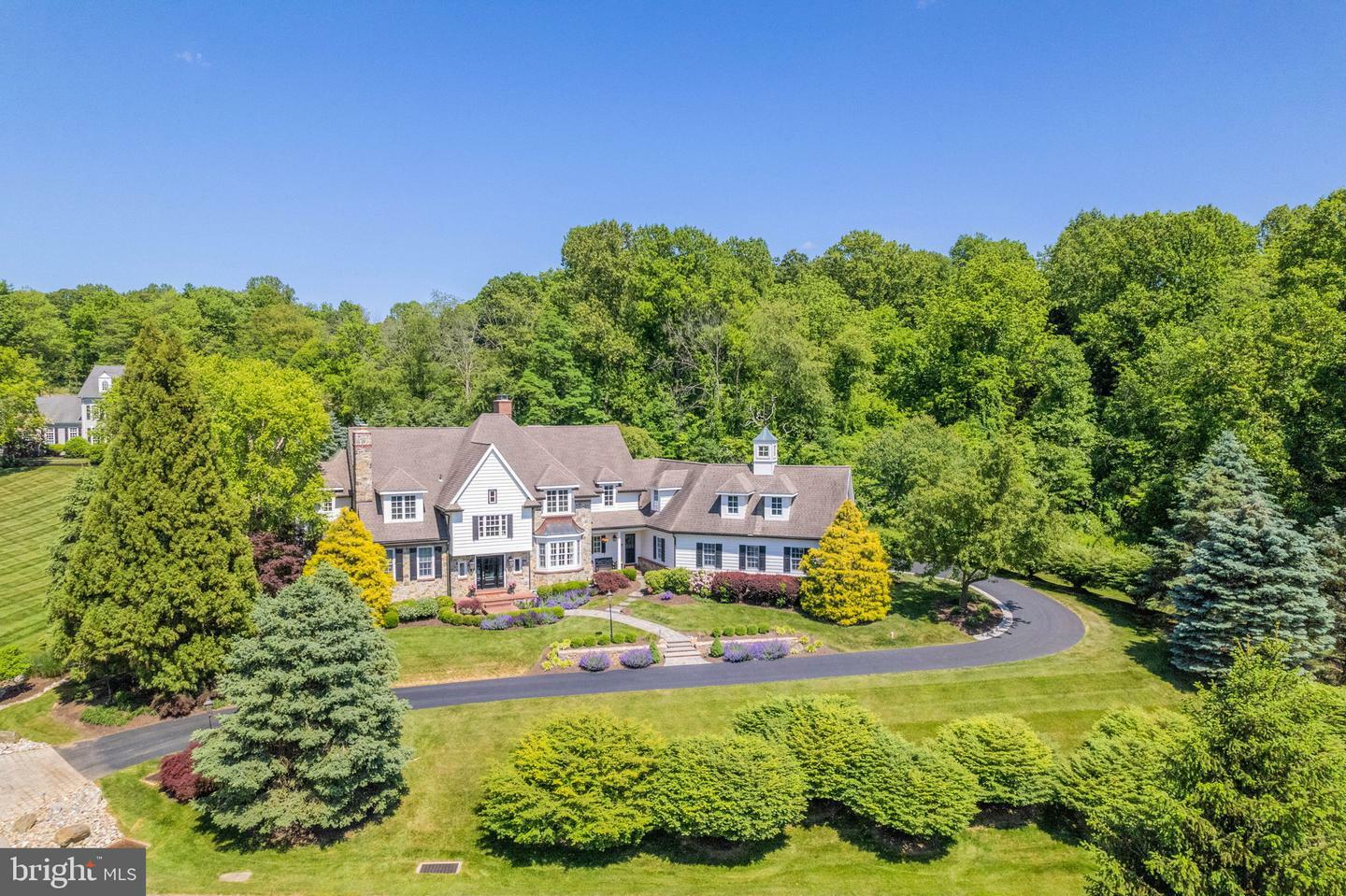 Property Photo: 1901 Parkerhill Lane PA 19425