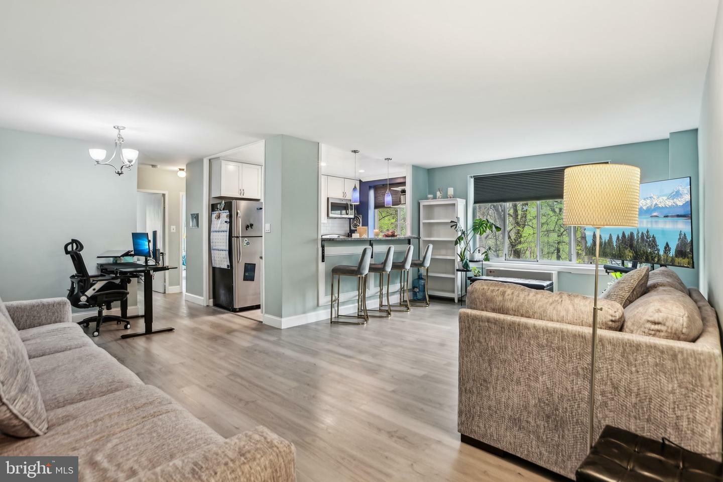 Property Photo: 4100 W Street NW 302 DC 20007