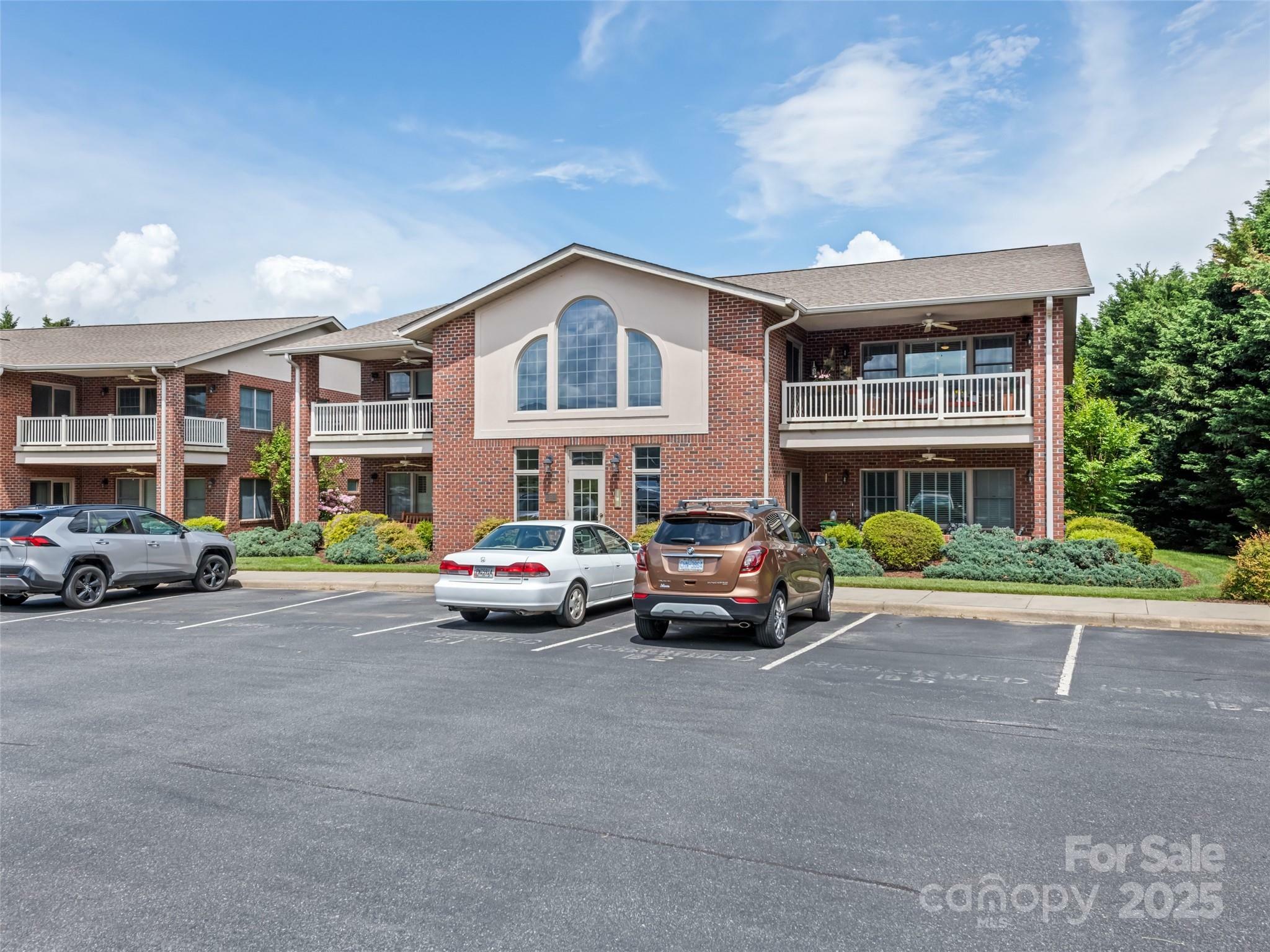 Property Photo:  1465 S Lakeshore Drive B-4  NC 28745 