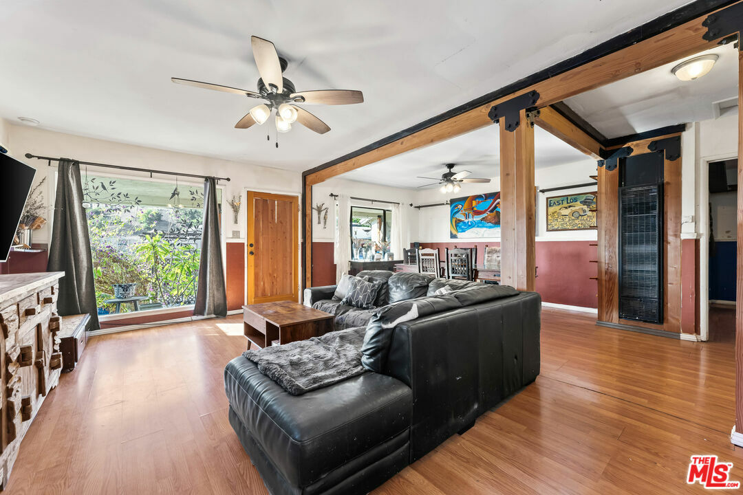 Property Photo: 4553 Zane St CA 90032