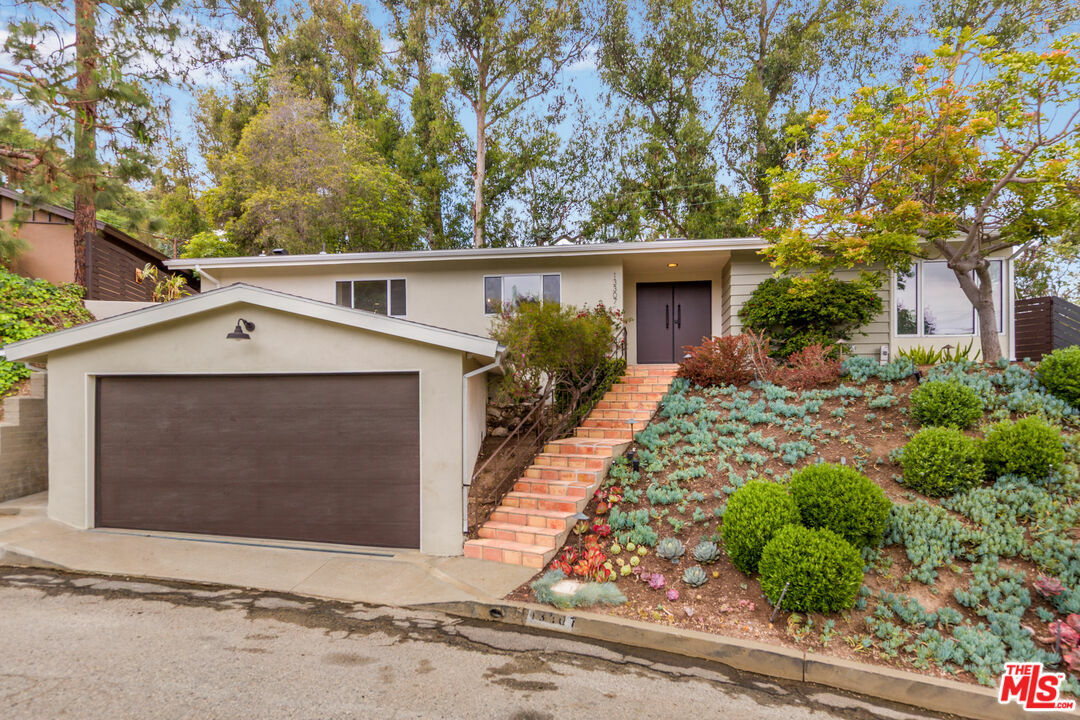 Property Photo: 13307 Westcove Dr CA 90049