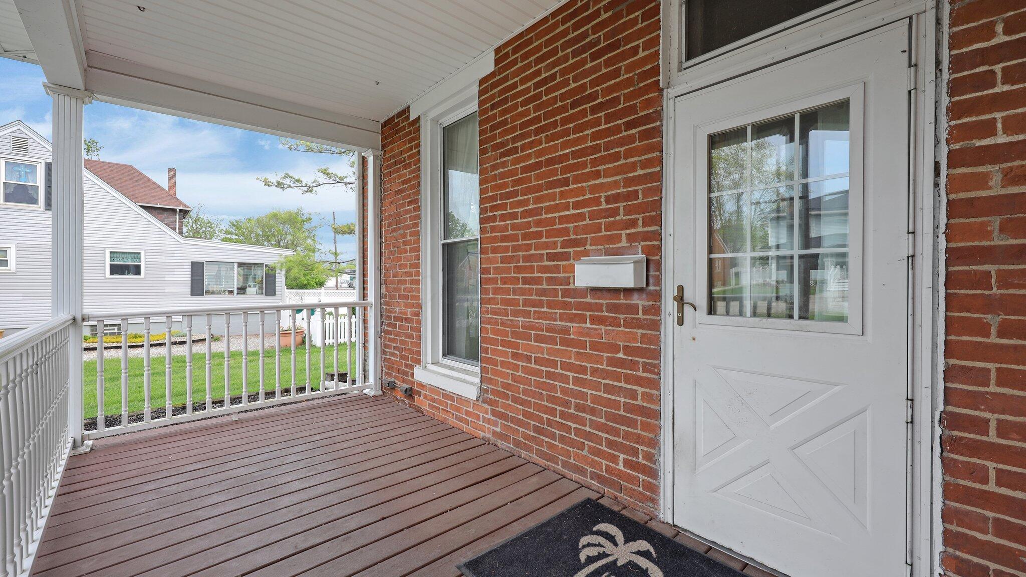 Property Photo: 74 S Chester Street OH 43162