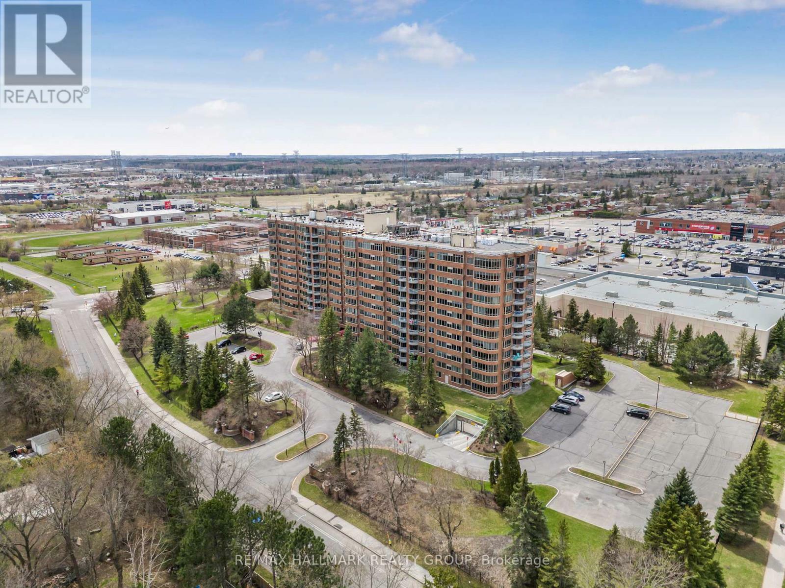 Property Photo:  100 Grant Carman Drive 1109  ON K2E 8B8 