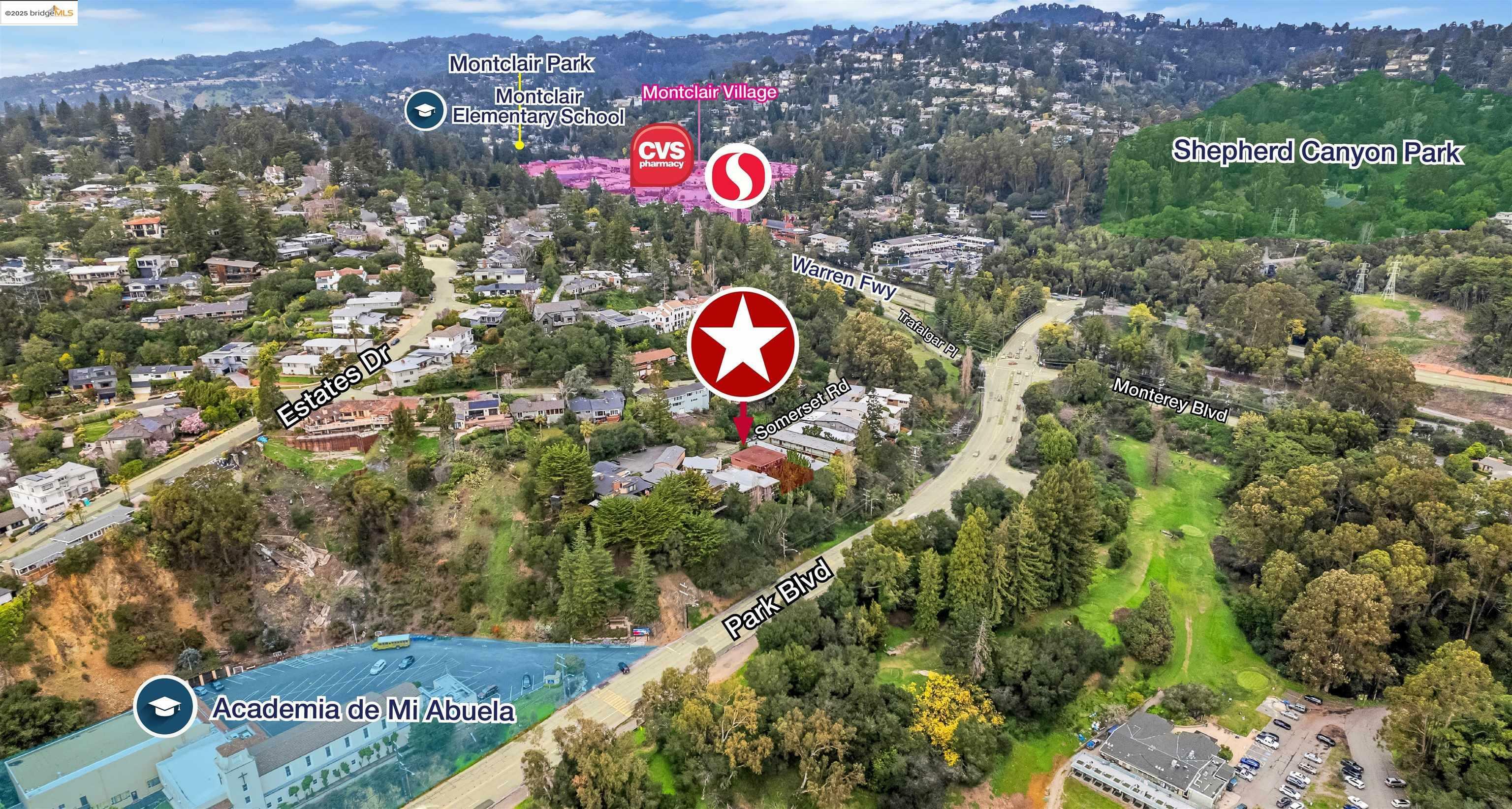 Property Photo: 389 Somerset Rd CA 94611