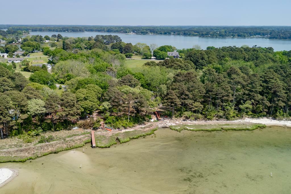 Property Photo: 12182 Heron Dr VA 23405