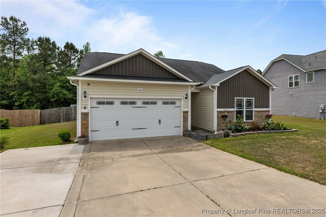 Property Photo: 160 Meherrin Loop NC 28376