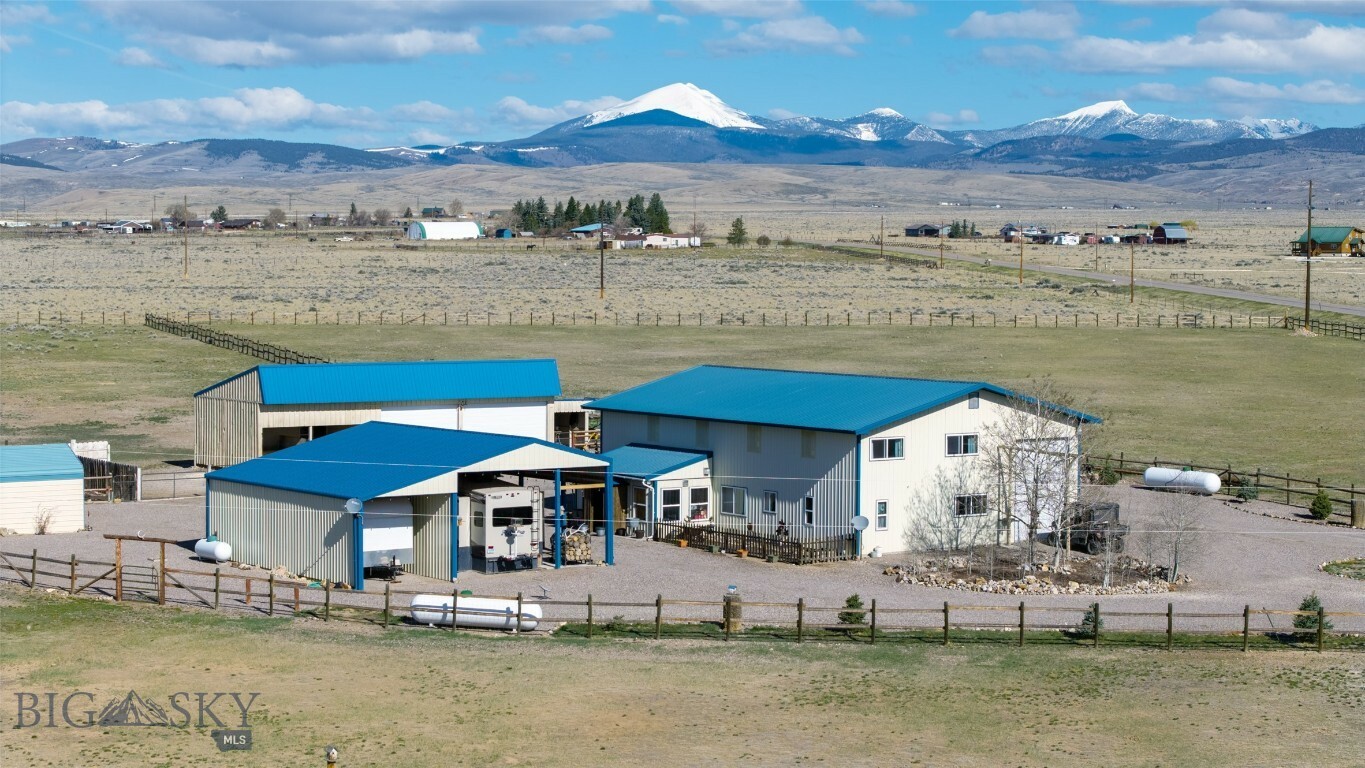 Property Photo: 10 Dons Lane MT 59725