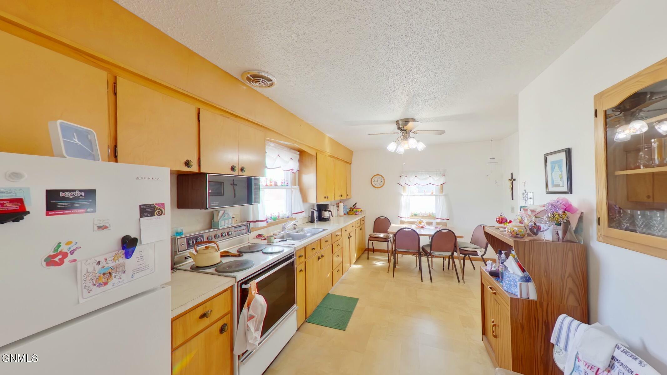 Property Photo: 309 Elm Avenue ND 58552