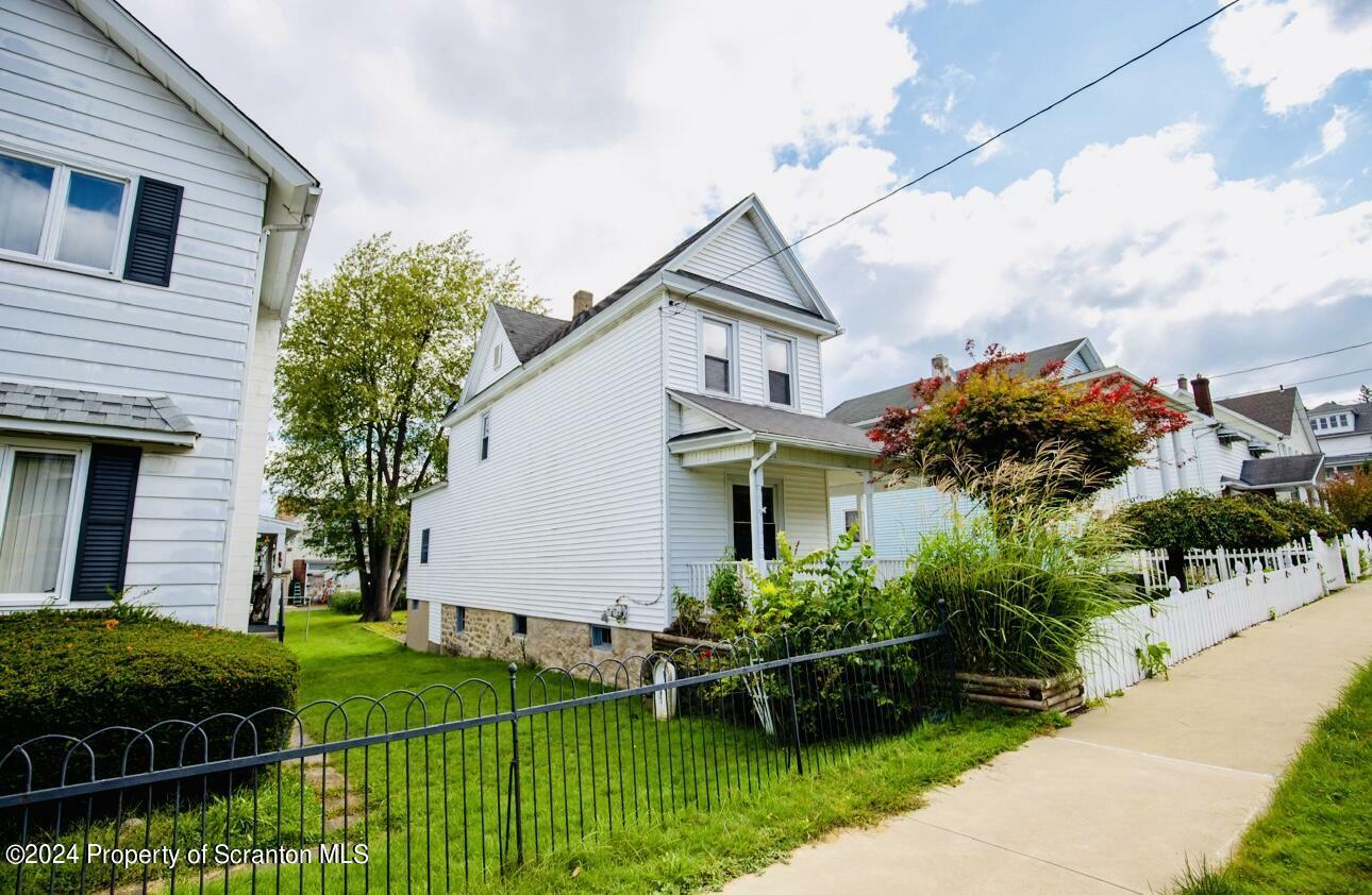 Property Photo: 631 Cherry Street PA 18505