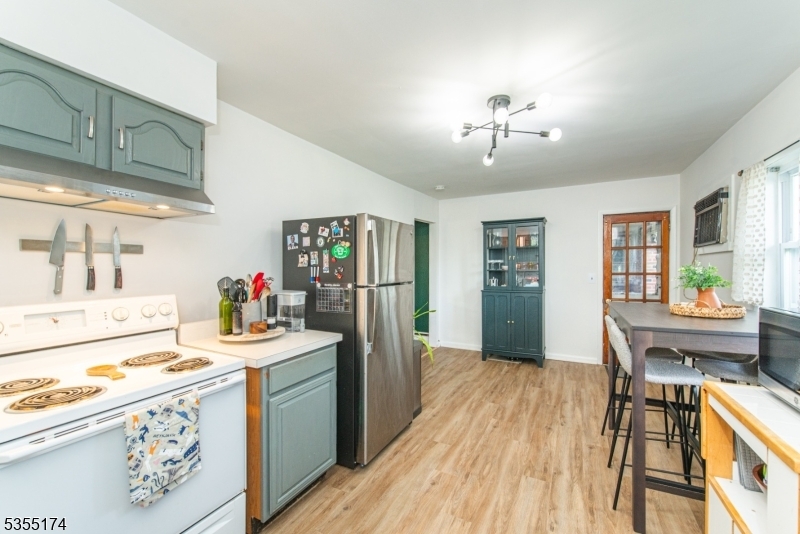 Property Photo: 127 Hudson Ave NJ 07512