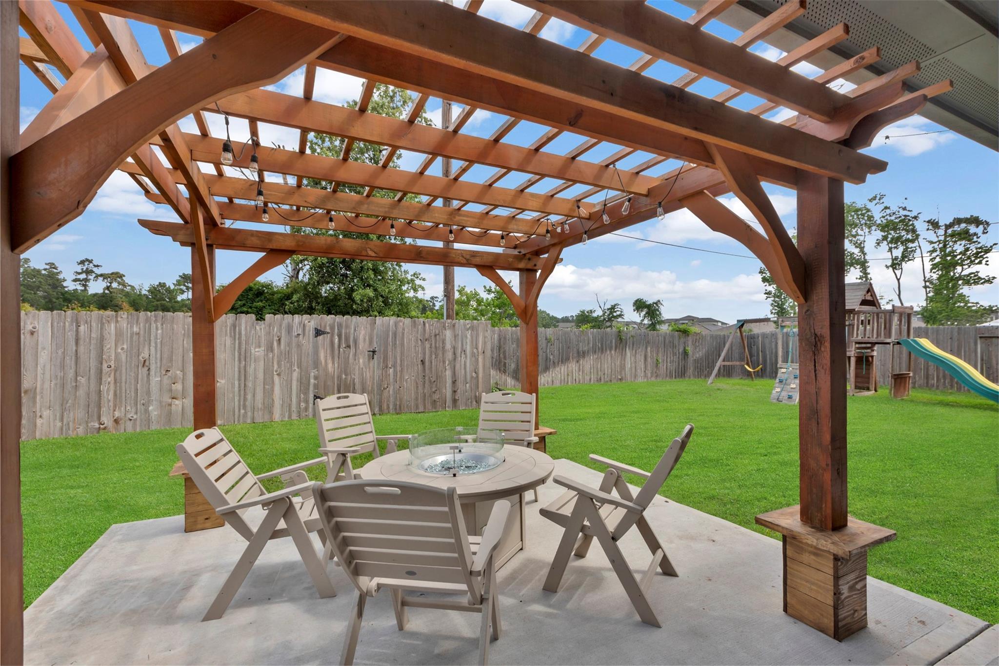 Property Photo:  5918 Dovershire Bluff Way  TX 77389 