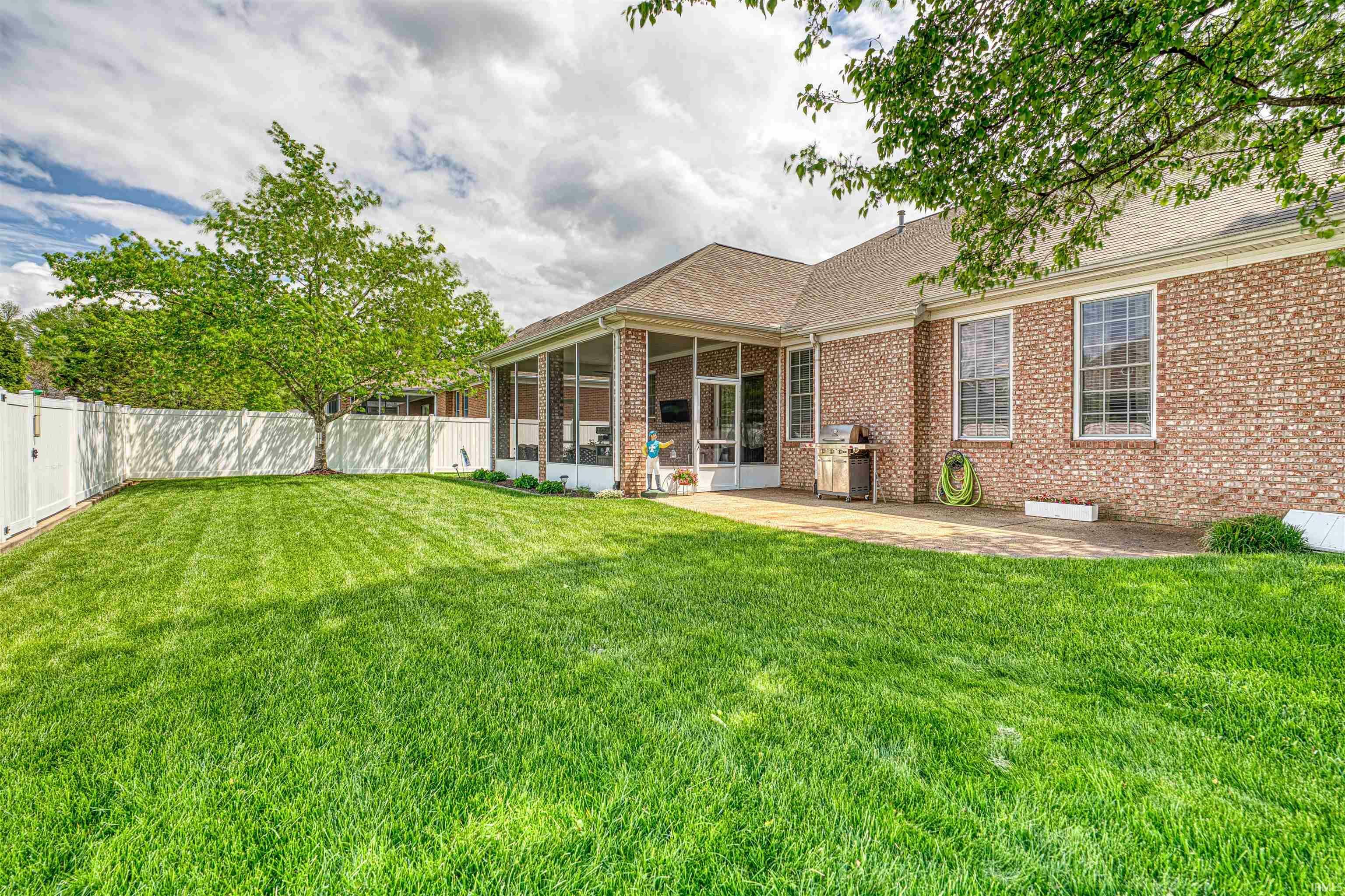 Property Photo: 900 Gabriel Drive IN 47725