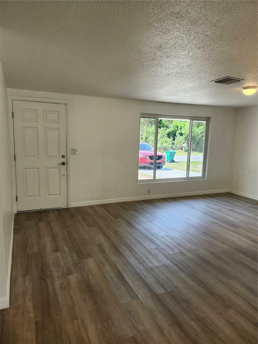 Property Photo: 442 Crystal Avenue NW FL 33952