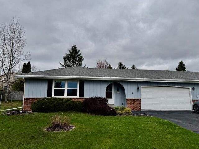 Property Photo:  W158n10163 Shoshone Ct  WI 53022 