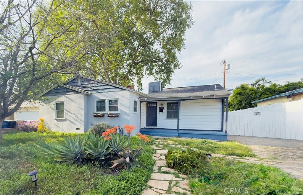 Property Photo:  17937 Lull Street  CA 91335 