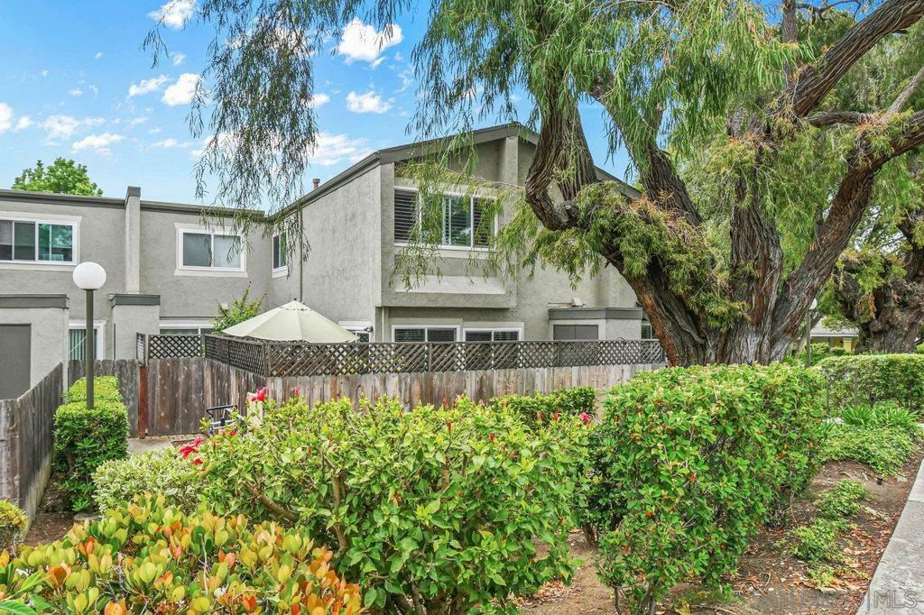 Property Photo: 5071 La Cuenta Dr CA 92124