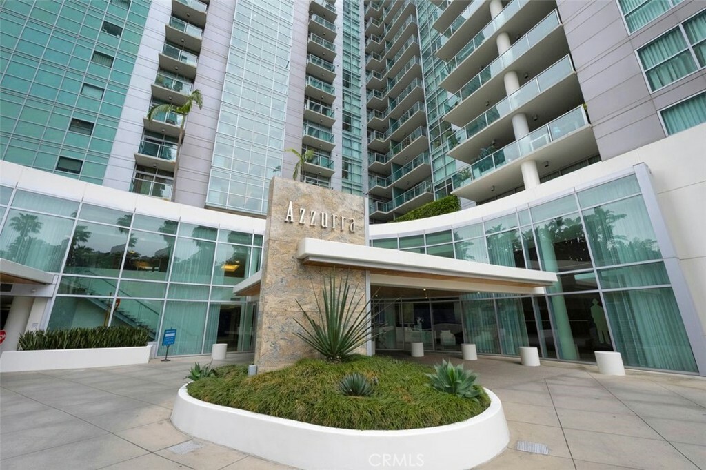 Property Photo: 13700 Marina Pointe Drive 1610 CA 90292