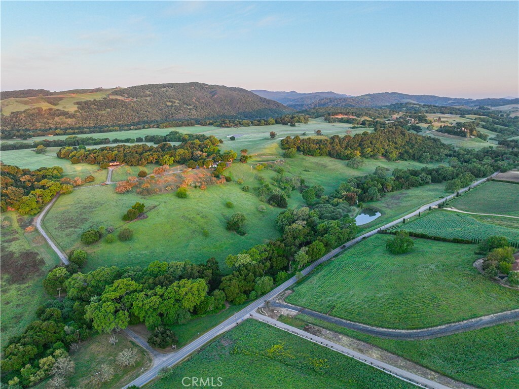 5161 Vineyard Drive  Paso Robles CA 93446 photo