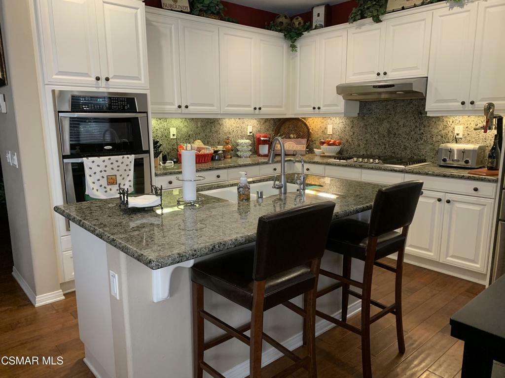 Property Photo: 3804 Bridgeview Lane CA 91320