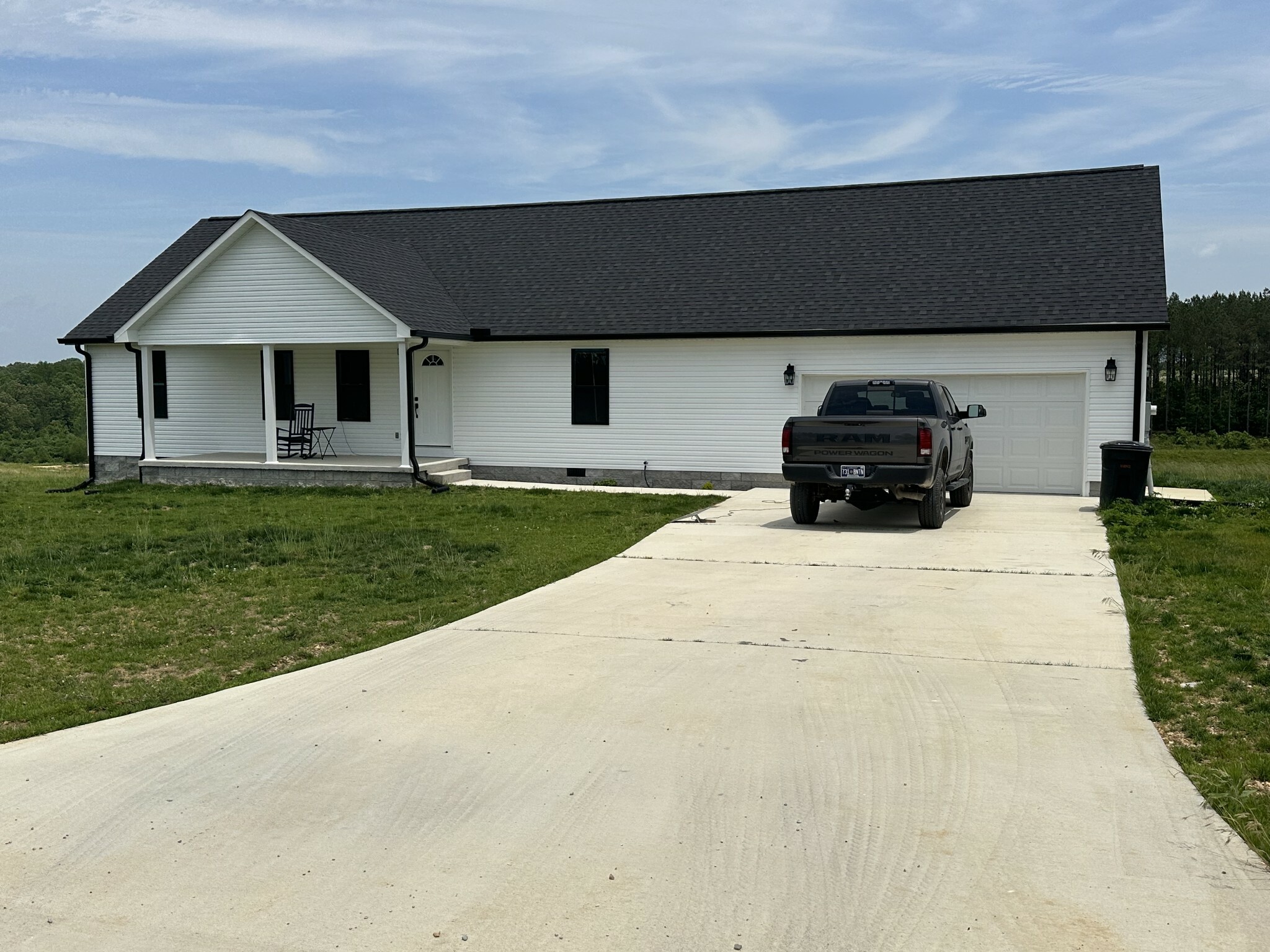 Property Photo: 1694 Linvillle Rd TN 38464