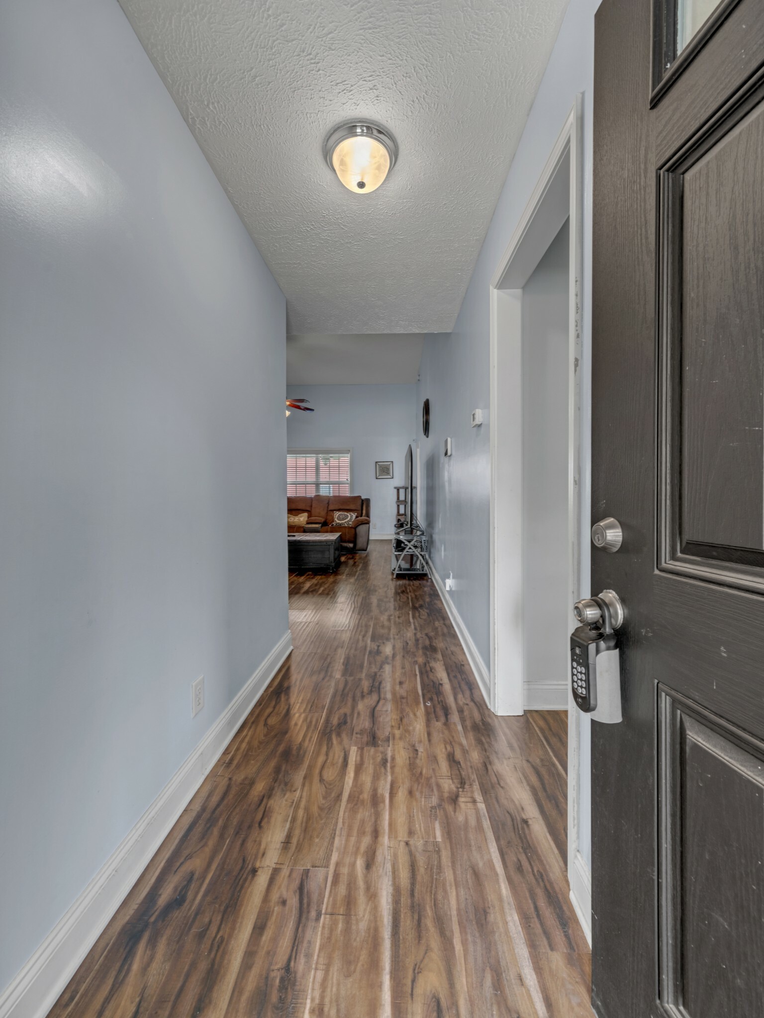 Property Photo: 1867 Camelot Dr TN 37040