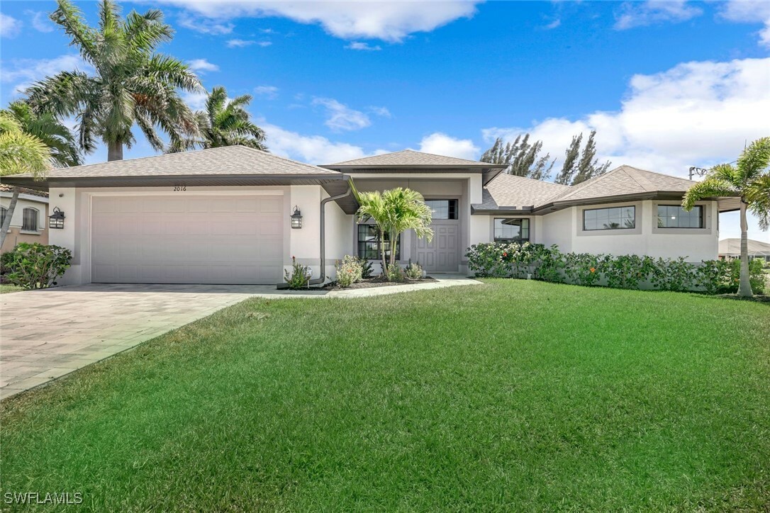 Property Photo: 2016 SW 28th Lane FL 33914