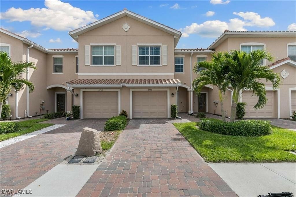 Property Photo: 2748 Blossom Way FL 34120