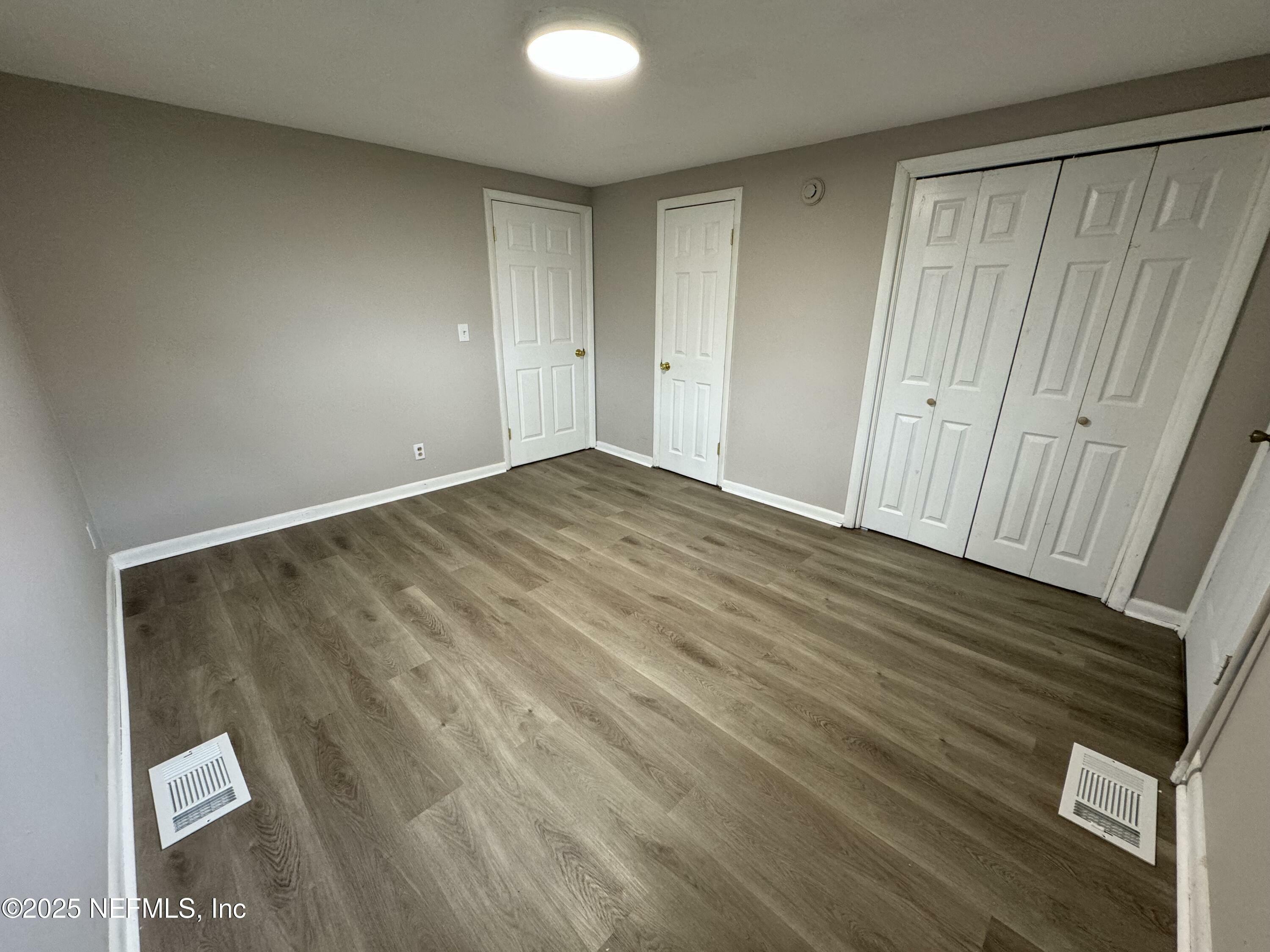 Property Photo:  5612 Oliver Street  FL 32211 