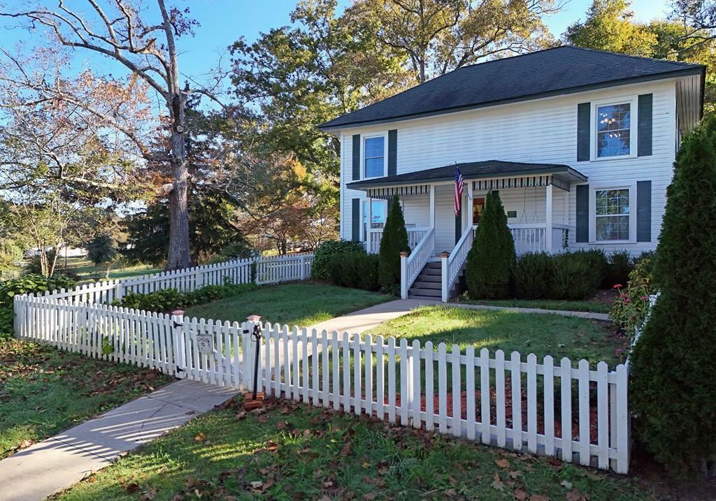 Property Photo: 63 Loving Road GA 30560