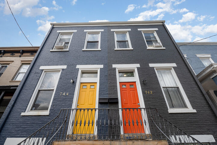 744 Columbia Street  Newport KY 41071 photo