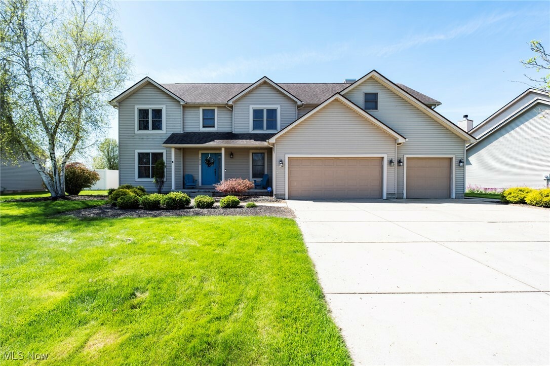 Property Photo: 7818 Huntington Circle OH 44512