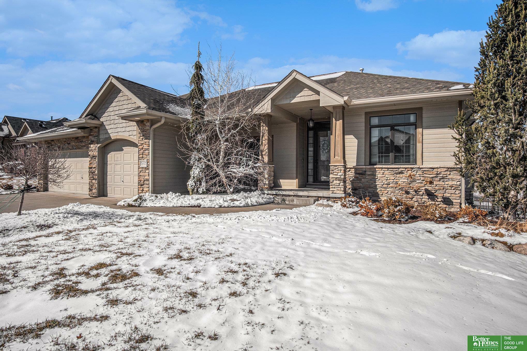 Property Photo: 8214 Legacy Street NE 68046