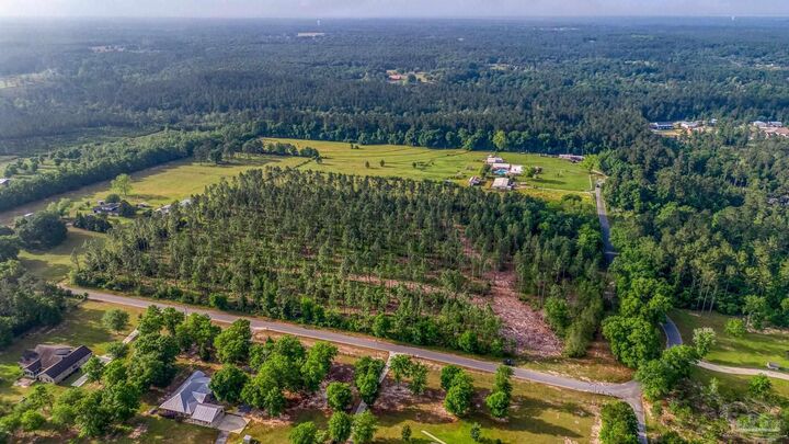 Property Photo:  0004 Martin Rd  FL 32570 