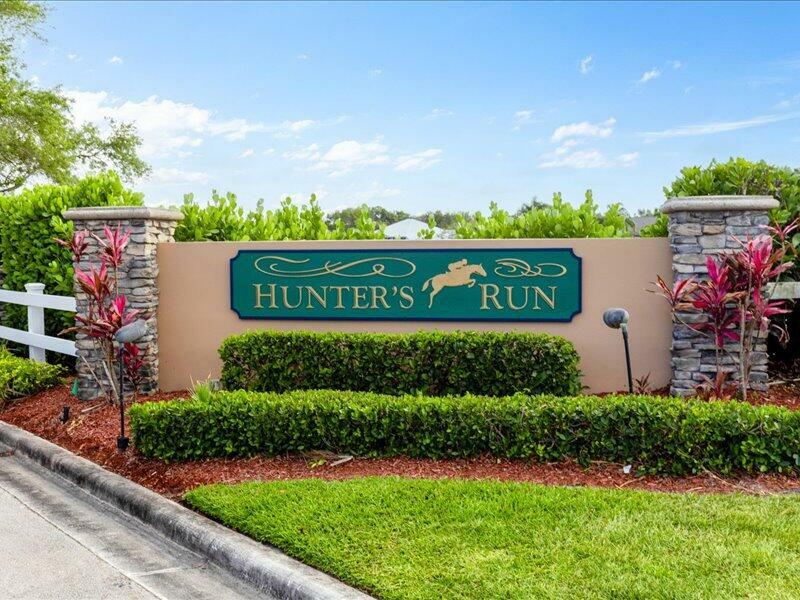 Property Photo: 1020 White Tail Avenue SW FL 32968