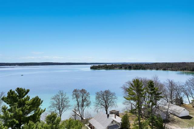 879 Millers Park  Elk Rapids Twp MI 49629 photo
