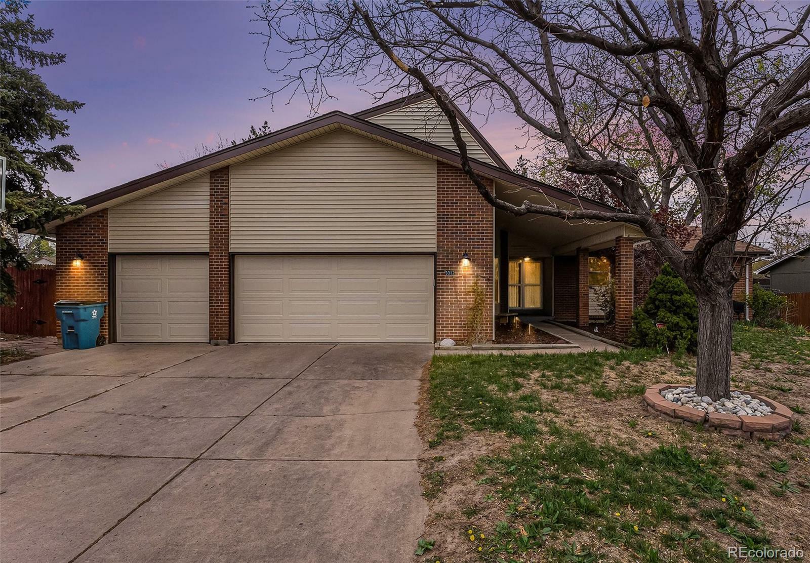 3312 S Ouray Way  Aurora CO 80013 photo