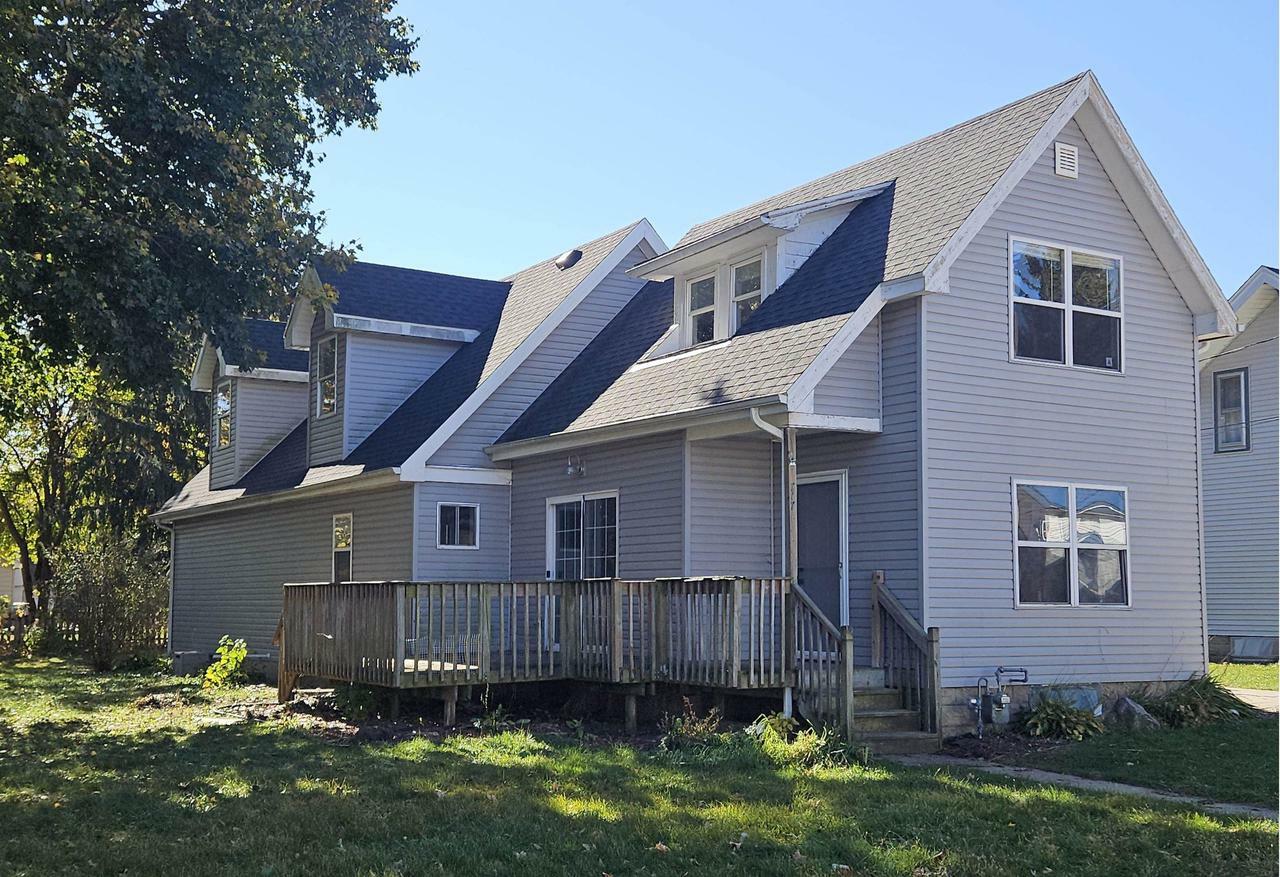 Property Photo: 717 Lamar Drive WI 53563
