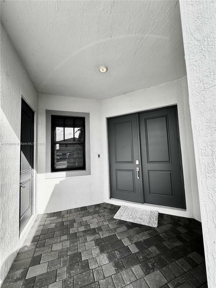 Property Photo:  4409 SW 173rd Ave  FL 33029 